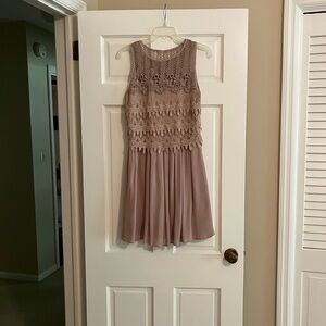 ANDREE BY UNIT Lace Overlay Dress